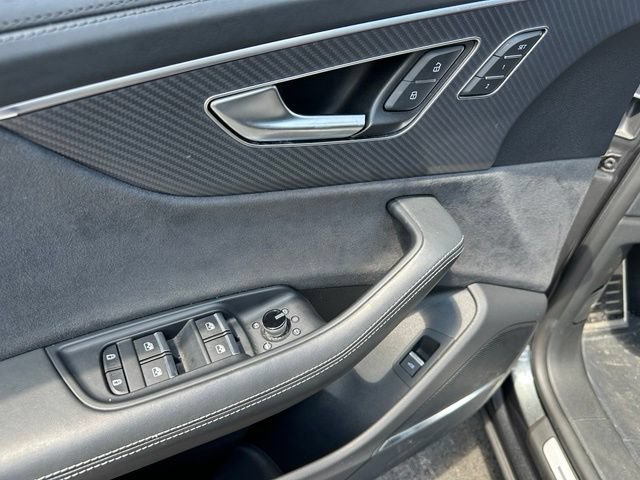 Used 2023 Audi RS Q8 AWD/4WD image 18