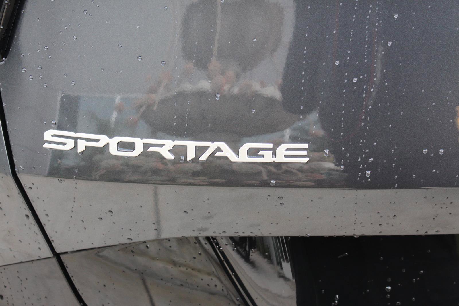 Certified 2024 Kia Sportage SX image 11