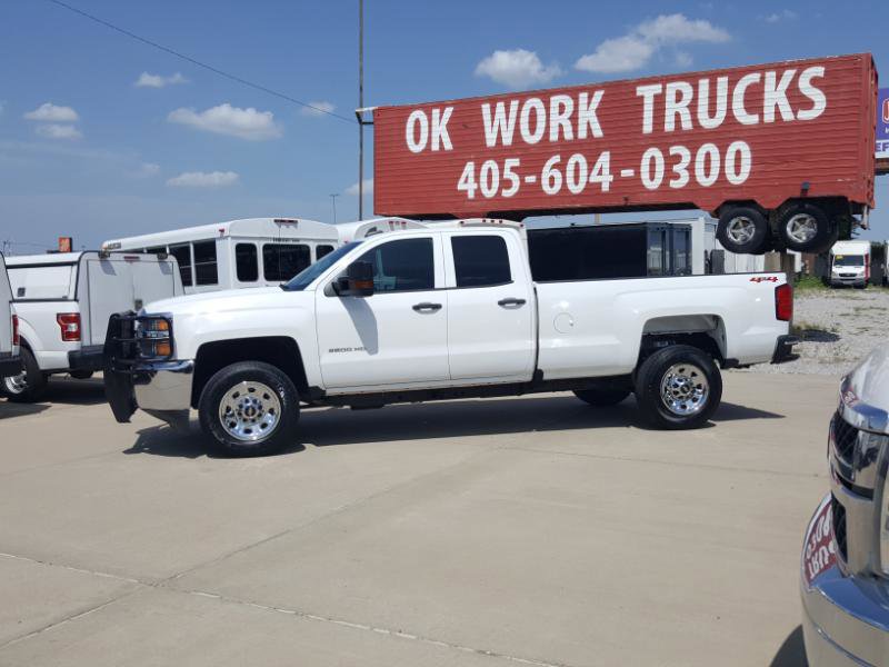 Used 2018 Chevrolet Silverado 2500 W/T w/ WT Convenience Package image 2