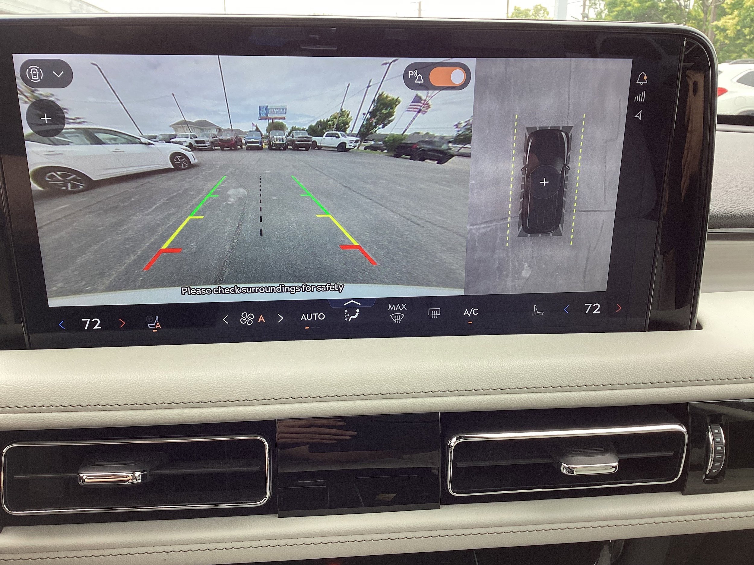 Used 2025 Lincoln Aviator Reserve w/ Luxury Package AWD/4WD image 25