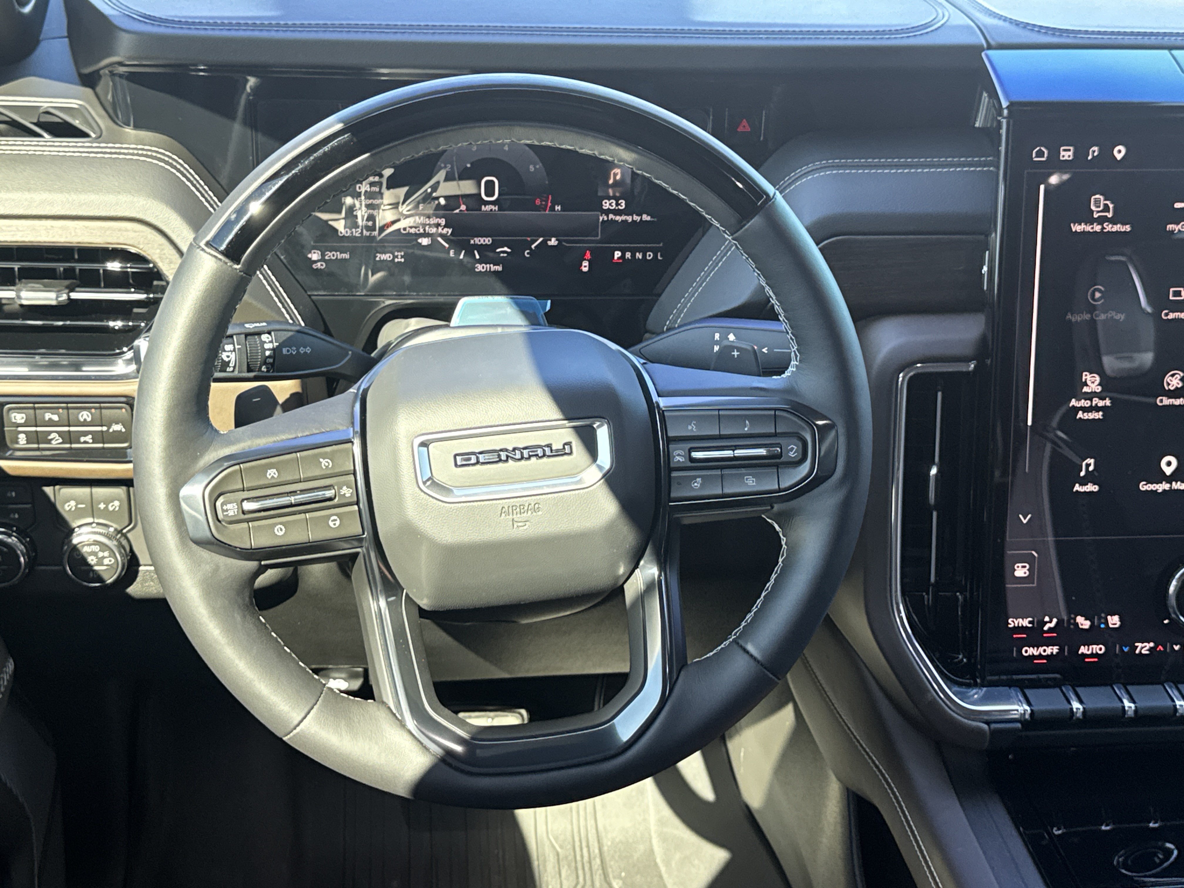 Certified 2026 GMC Yukon XL Denali Ultimate w/ LPO, Floor Liner Package AWD/4WD image 25