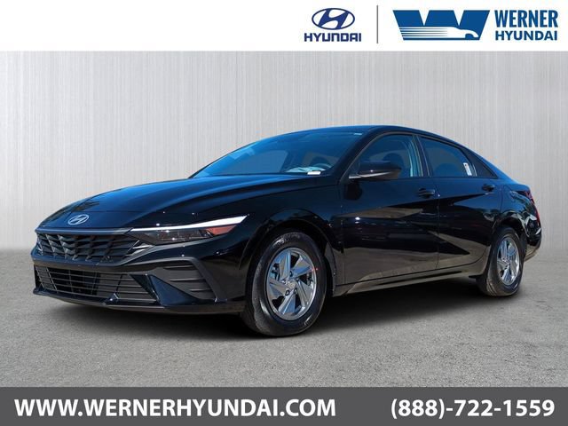 New 2026 Hyundai Elantra SE FWD image 1