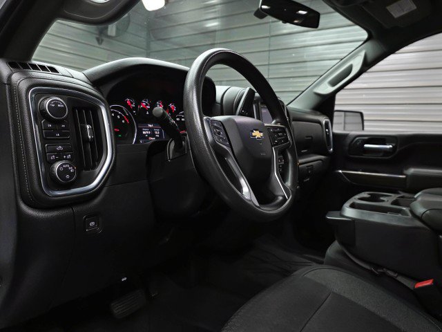Used 2022 Chevrolet Silverado 2500 LT AWD/4WD image 13