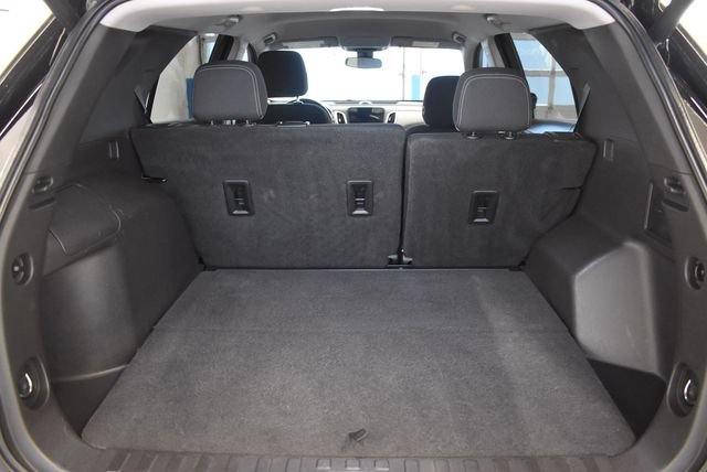 Used 2022 Chevrolet Equinox LT AWD/4WD image 16