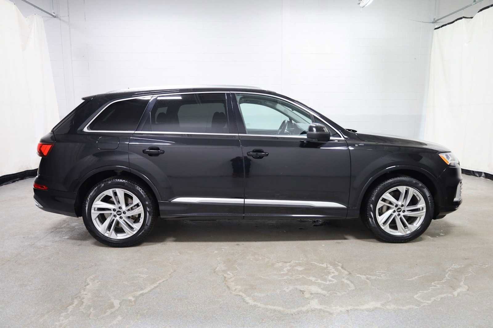 Used 2022 Audi Q7 Premium Plus image 10