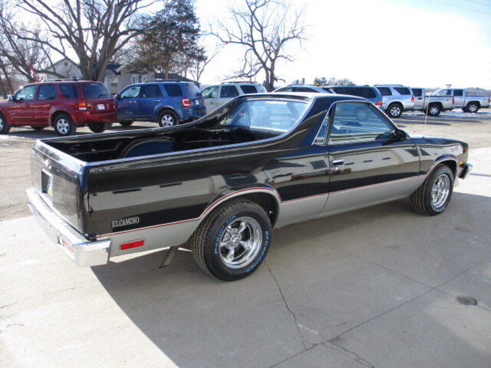 Used 1987 Chevrolet El Camino V8 RWD image 14