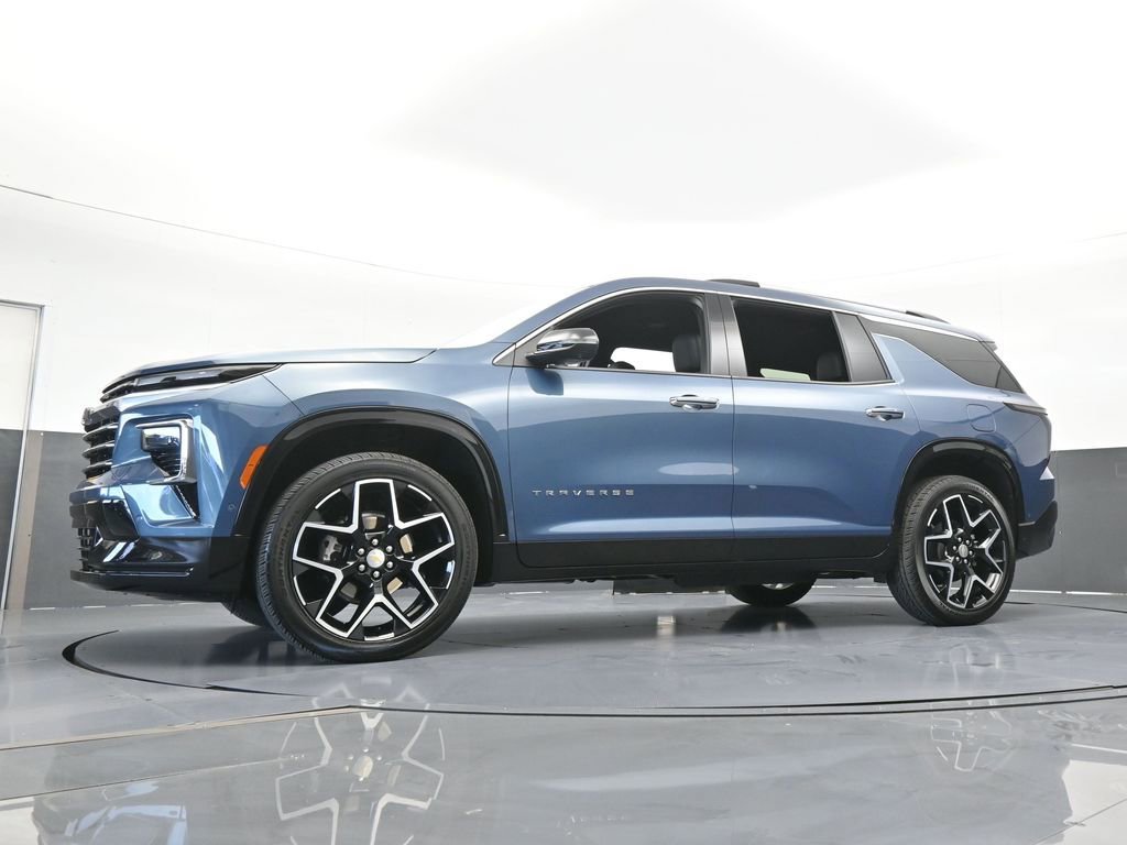 Used 2025 Chevrolet Traverse High Country image 68