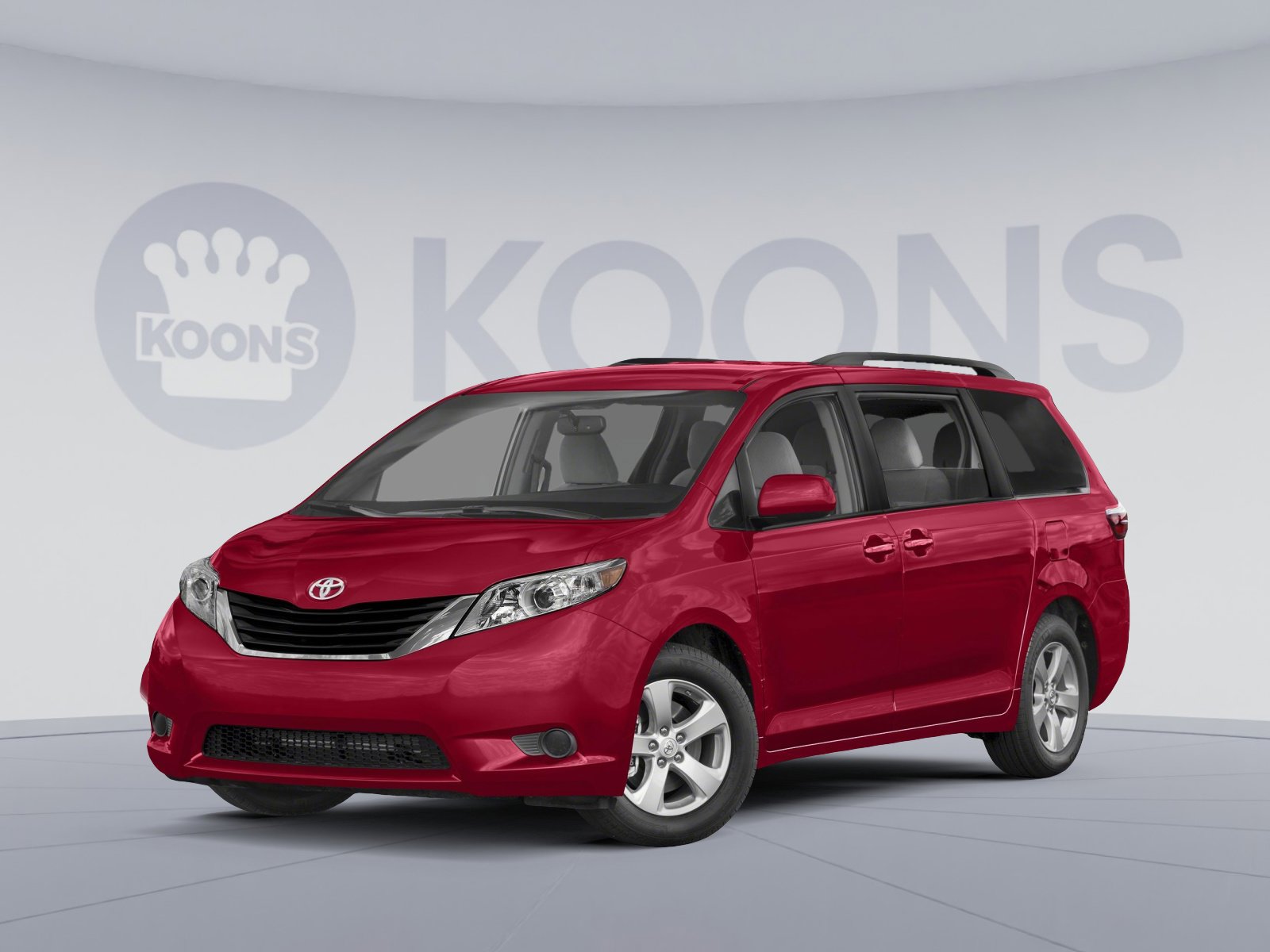 Used 2015 Toyota Sienna LE image 1