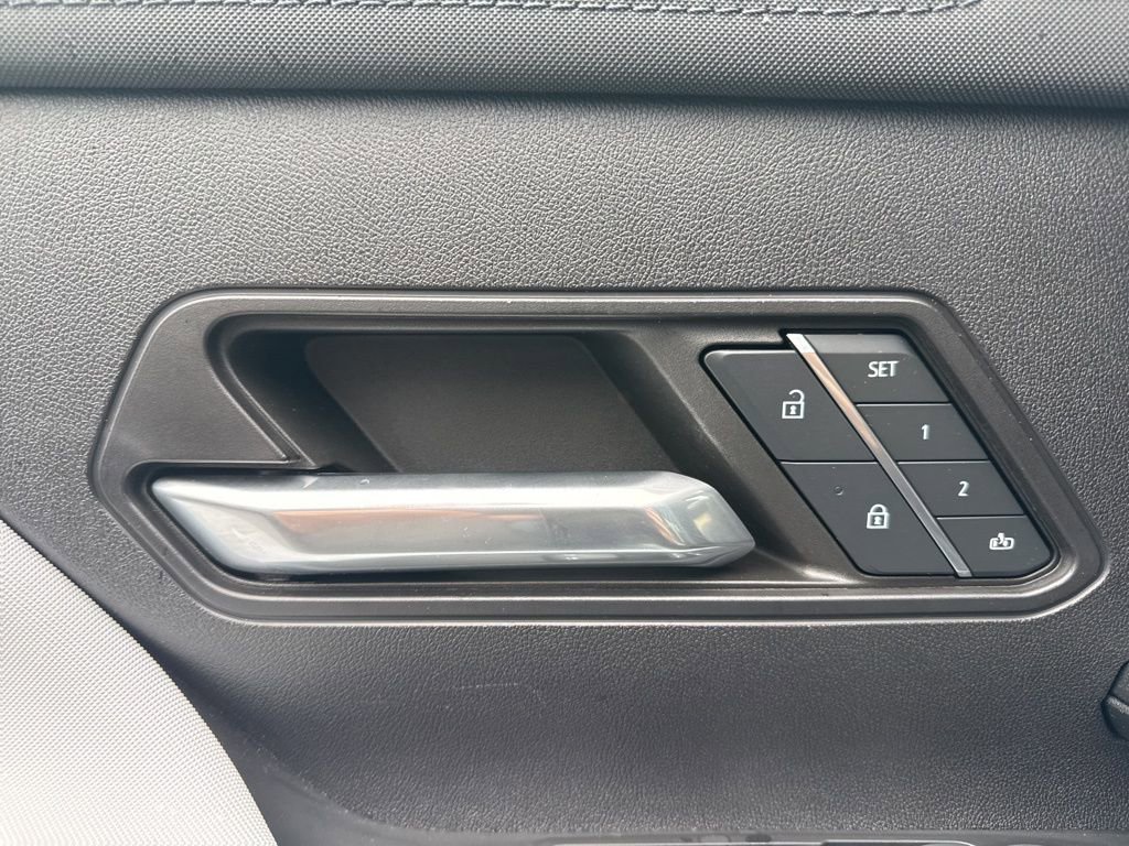 Used 2024 GMC Hummer EV 3X w/ Omega Edition image 11