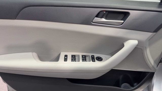 Used 2018 Hyundai Sonata SE FWD image 20