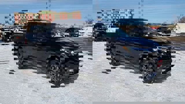 Used 2019 Honda Ridgeline Sport image 2