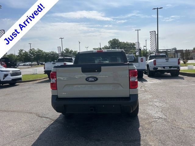 Used 2025 Ford Maverick XLT w/ Equipment Group 302A AWD/4WD image 4