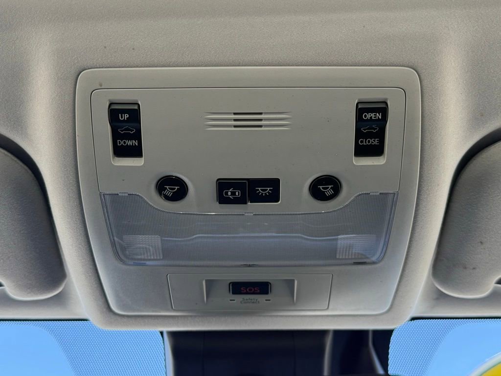 Used 2017 Lexus IS 200t w/ Navigation System Package image 25