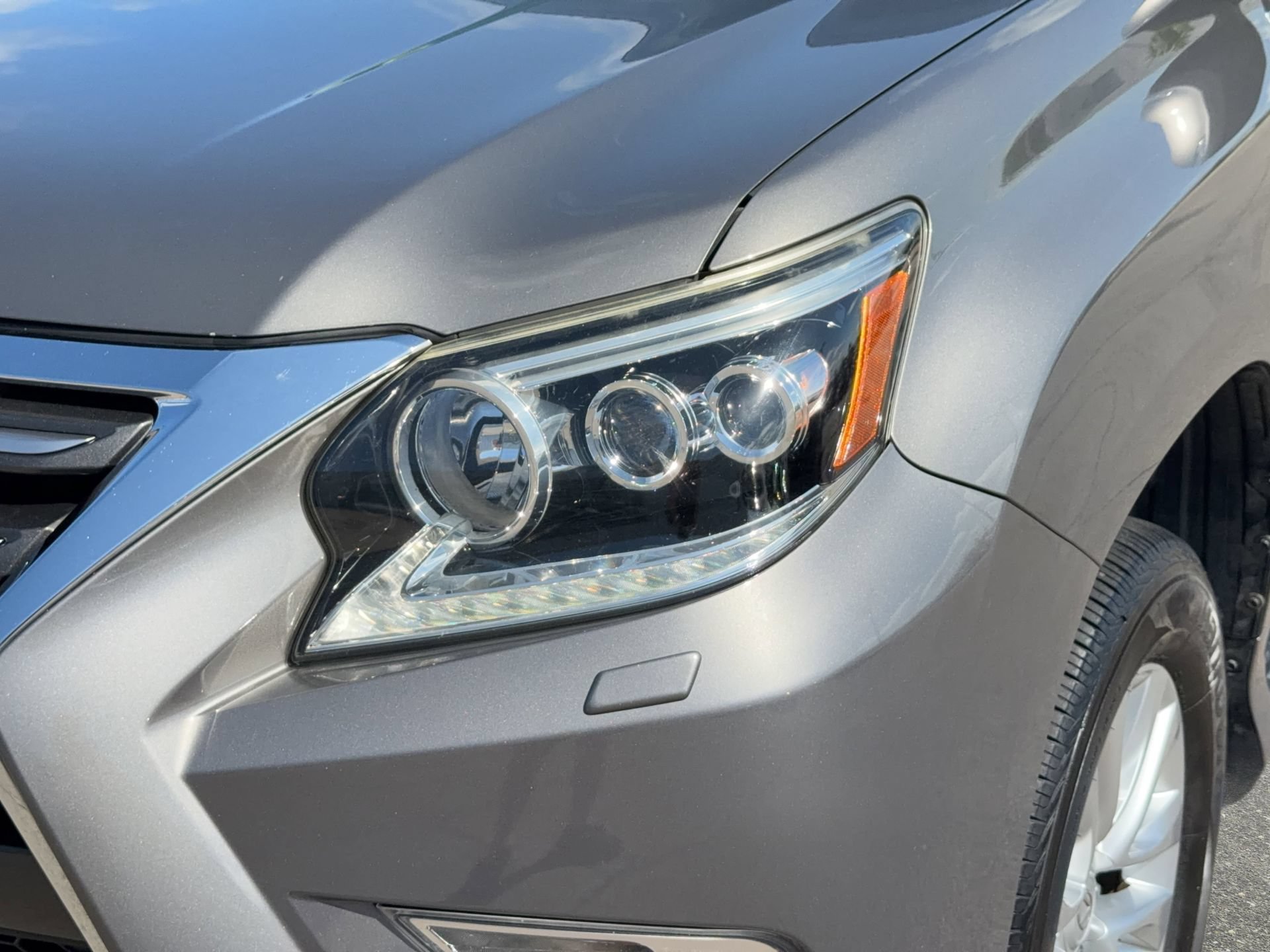 Used 2014 Lexus GX 460 w/ Premium Package AWD/4WD image 29