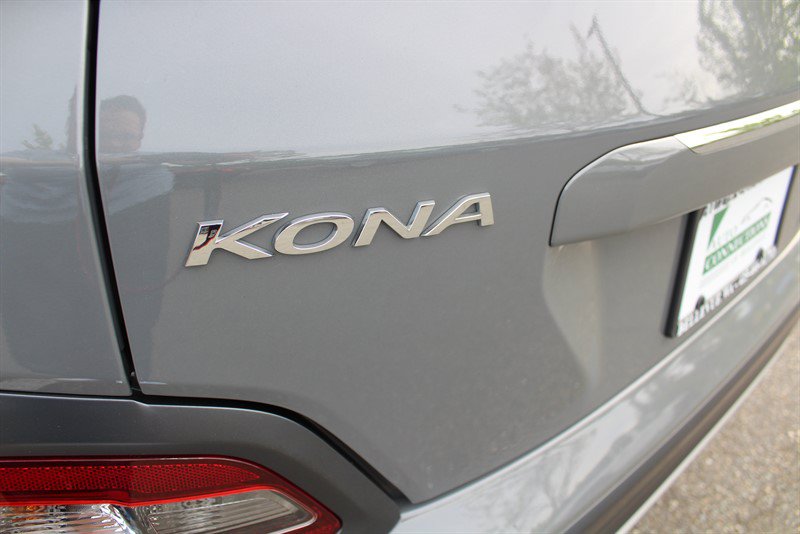 Used 2021 Hyundai Kona Limited FWD image 30