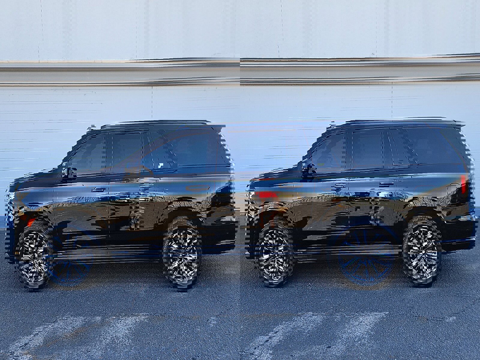 Certified 2023 Cadillac Escalade ESV Sport w/ Touring Package image 2