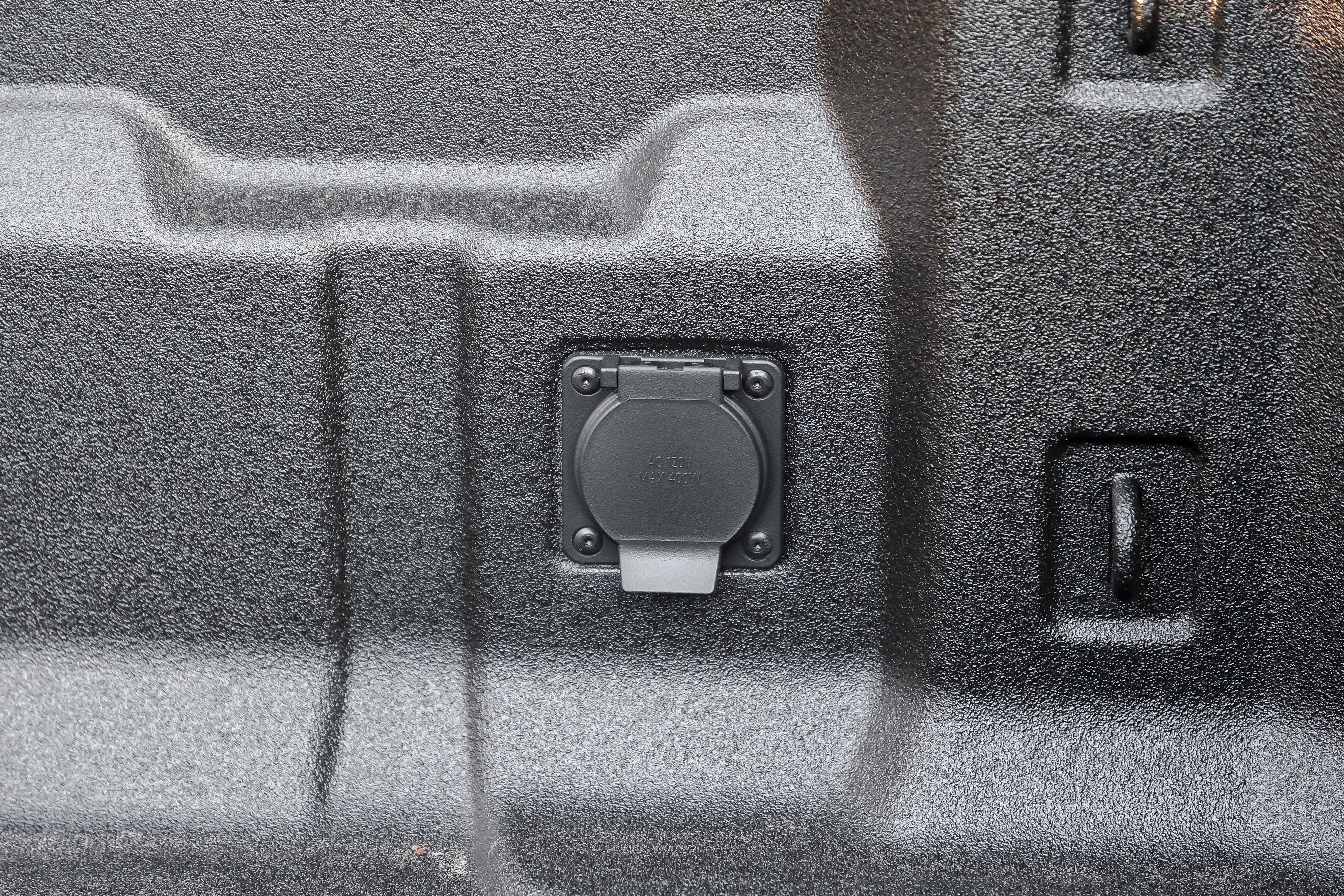 New 2026 GMC Canyon Denali image 9