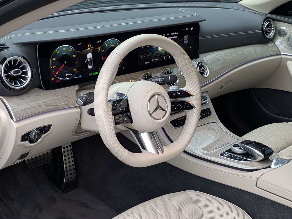 Used 2023 Mercedes-Benz E 450 Cabriolet image 14