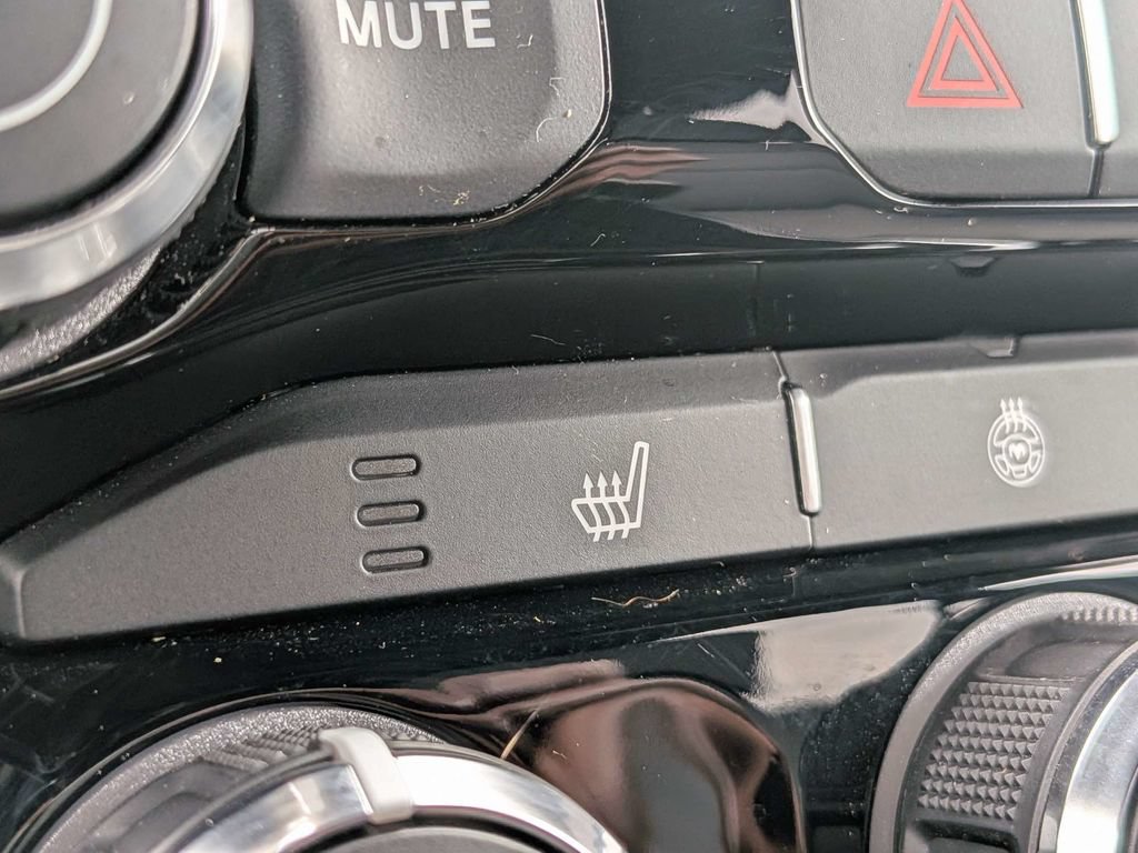 Used 2025 RAM 1500 Big Horn AWD/4WD image 21