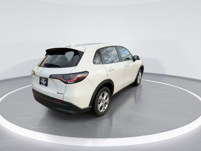 Used 2025 Honda HR-V LX image 8