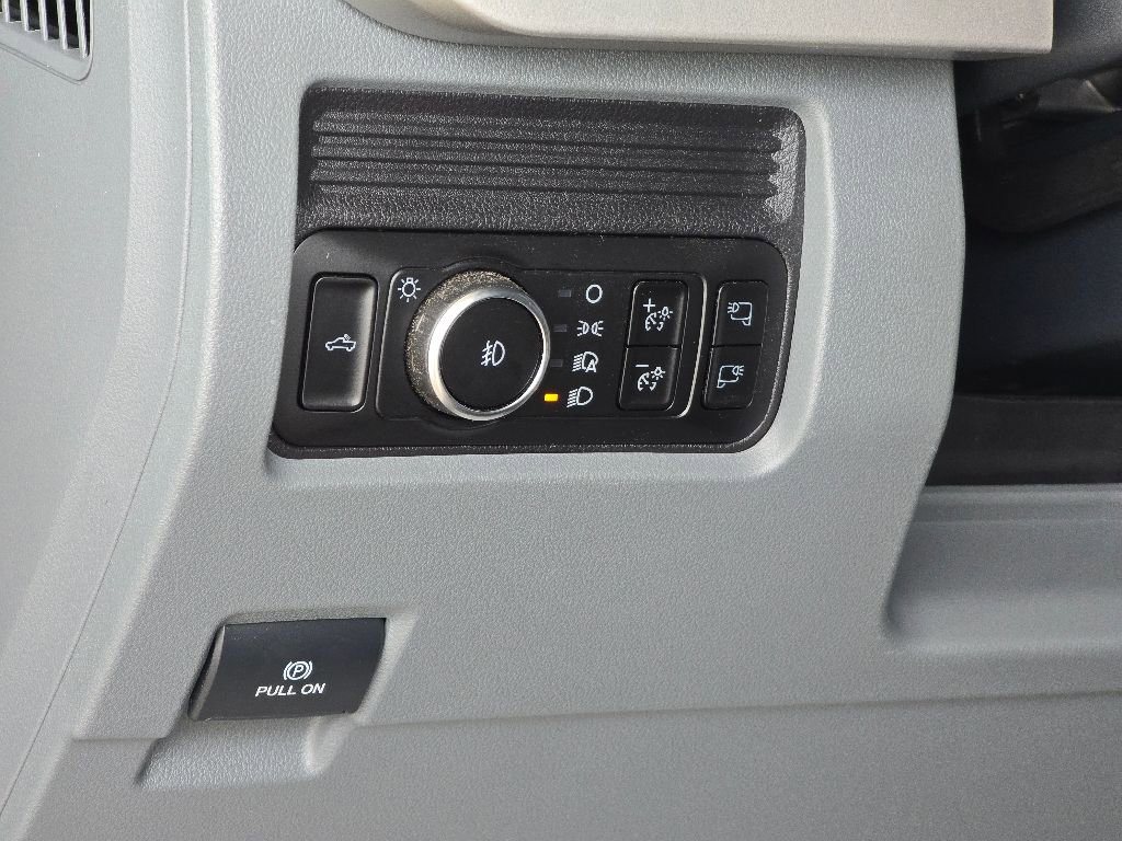 New 2025 Ford F450 XLT RWD image 5