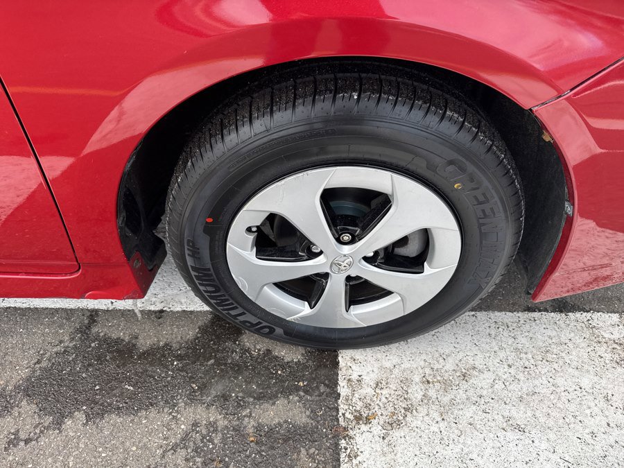 Used 2015 Toyota Prius Two image 10