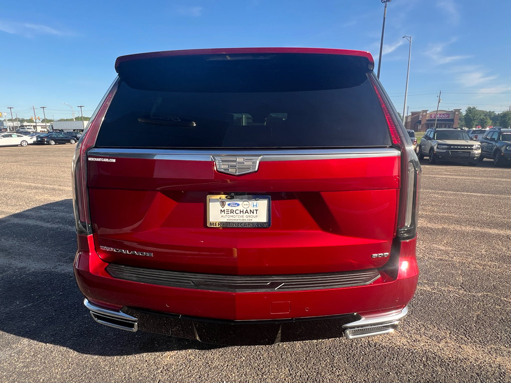 Used 2022 Cadillac Escalade Premium Luxury w/ LPO, Radiant Package RWD image 8