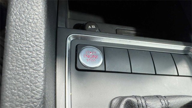 Used 2018 Volkswagen Jetta SE image 23