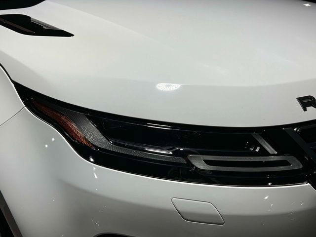 Used 2023 Land Rover Range Rover Evoque R-Dynamic SE image 12