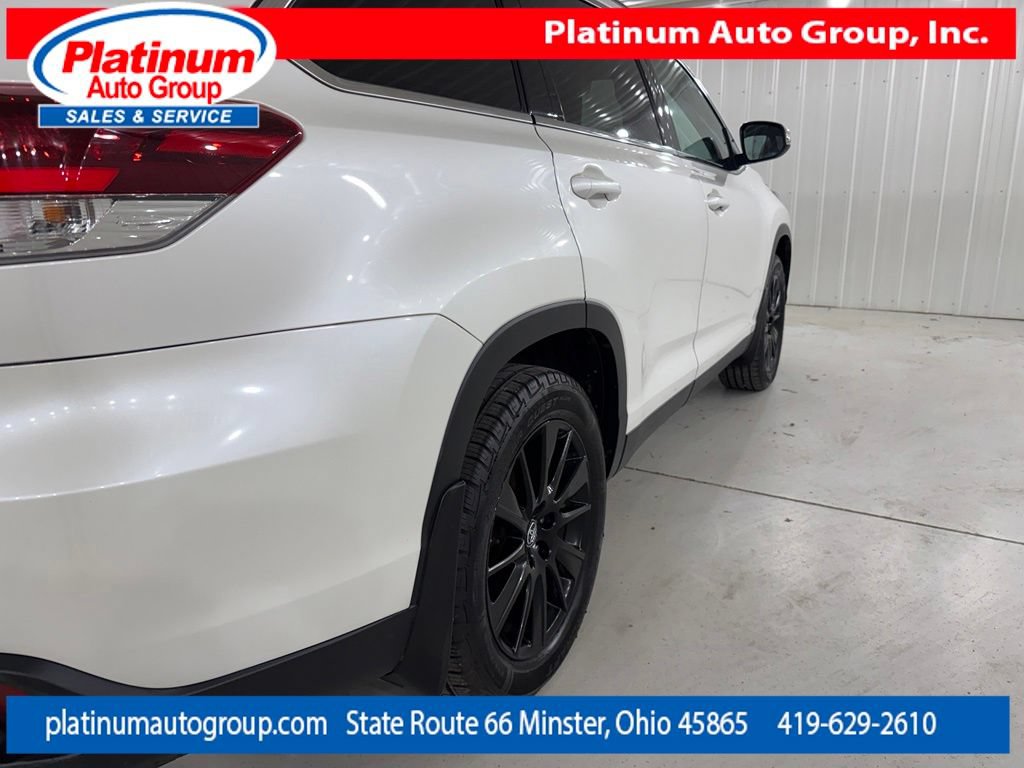 Used 2019 Toyota Highlander SE AWD/4WD image 13