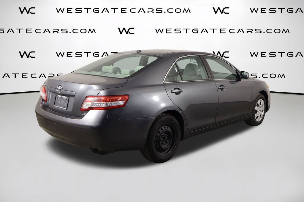 Used 2011 Toyota Camry LE FWD image 37