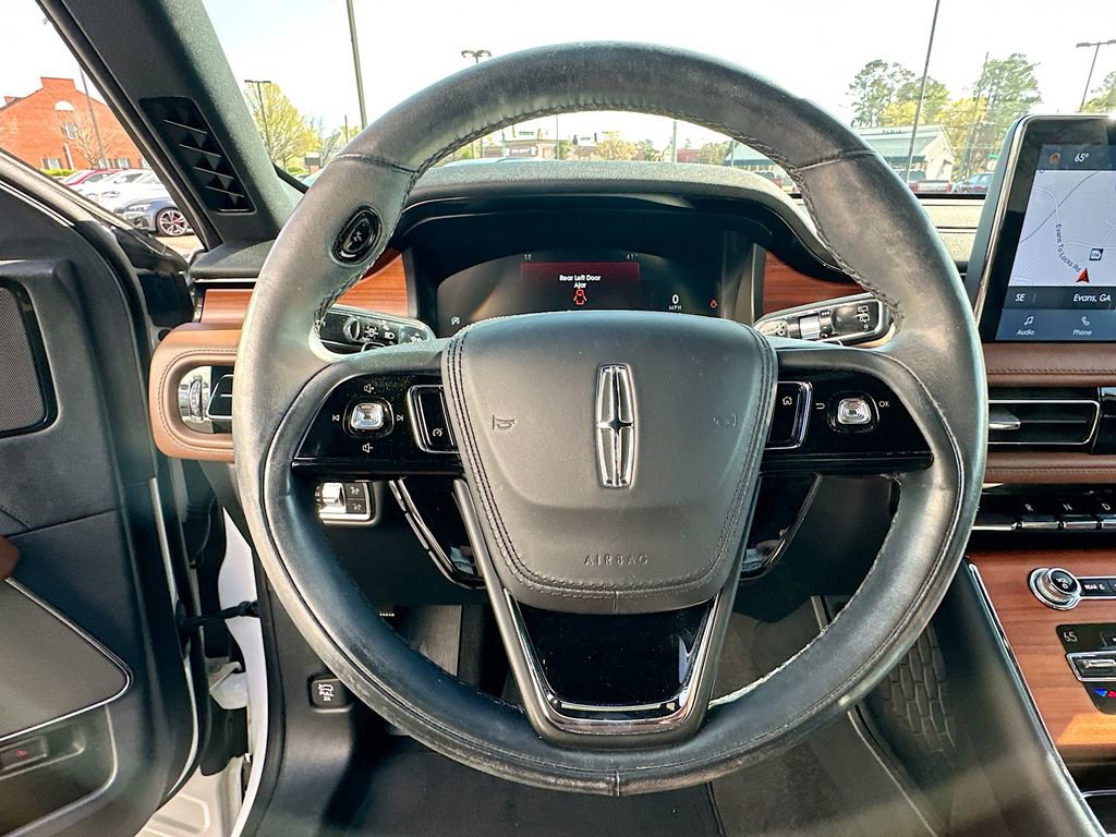 Used 2020 Lincoln Aviator Reserve w/ Elements Package Plus image 18