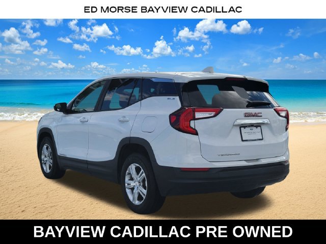 Used 2024 GMC Terrain SLE FWD image 3
