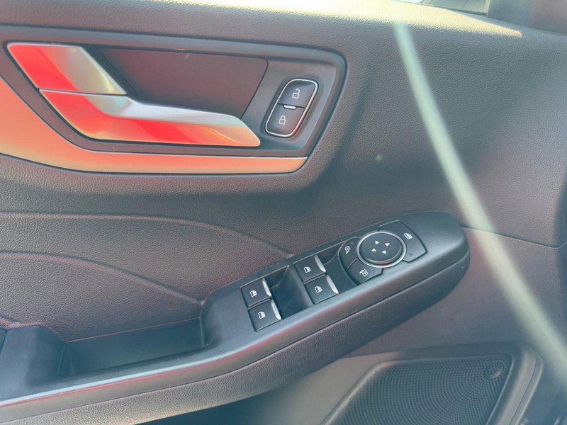 Used 2021 Ford Escape SE w/ Convenience Package image 25