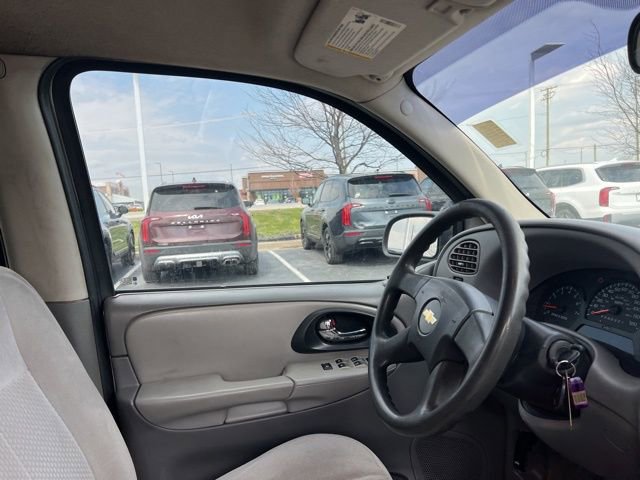 Used 2008 Chevrolet TrailBlazer LT image 28