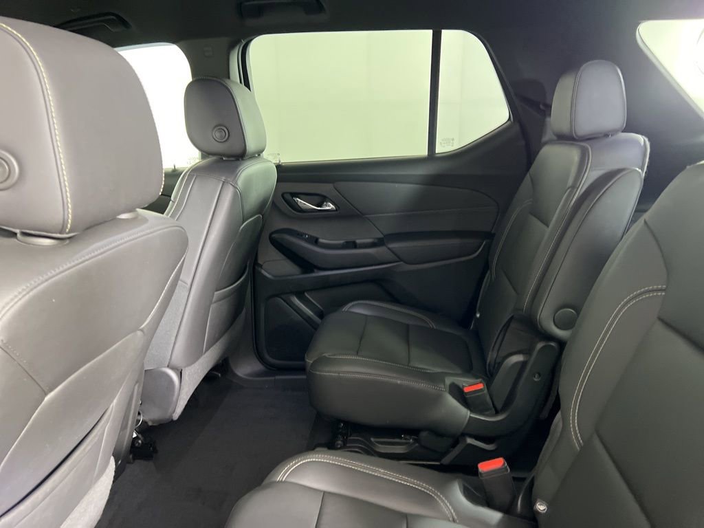 Used 2023 Chevrolet Traverse LT w/ LPO, Floor Liner Package AWD/4WD image 17