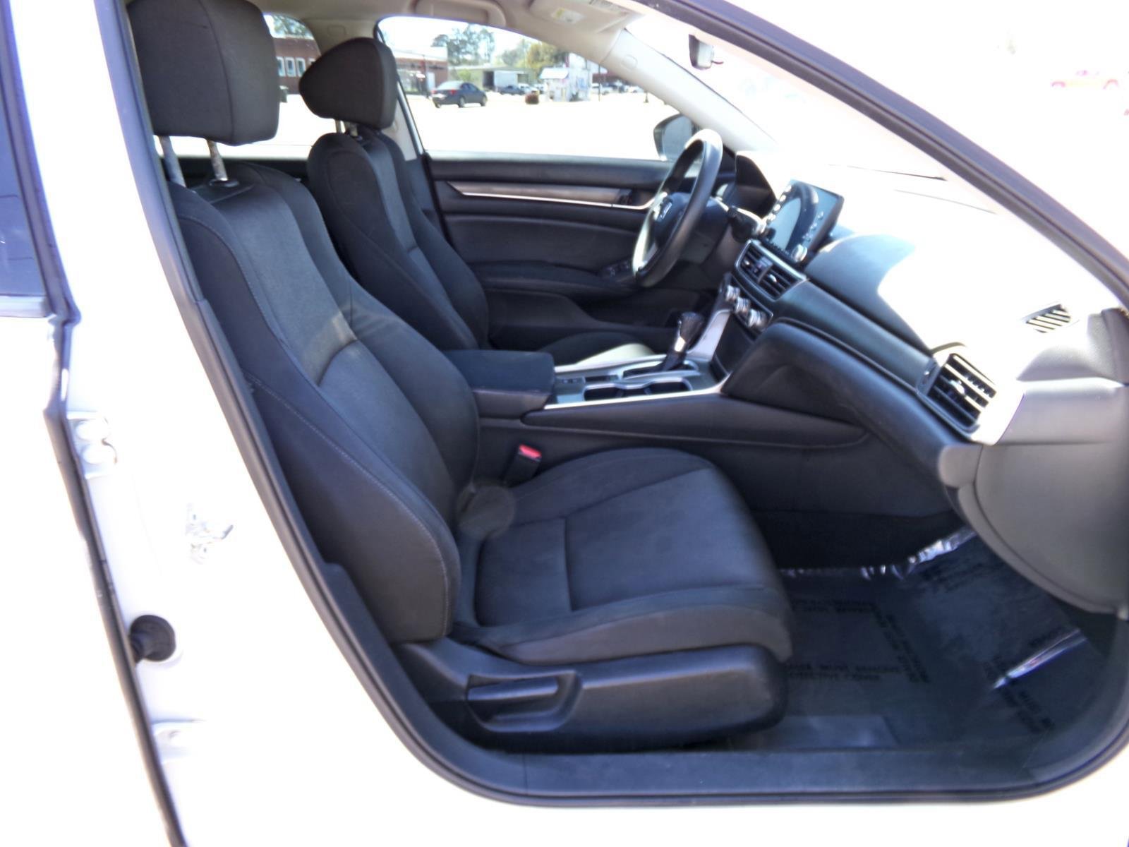 Used 2018 Honda Accord LX image 14