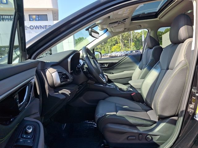 Used 2021 Subaru Outback Onyx Edition XT w/ Popular Package #2 AWD/4WD image 13