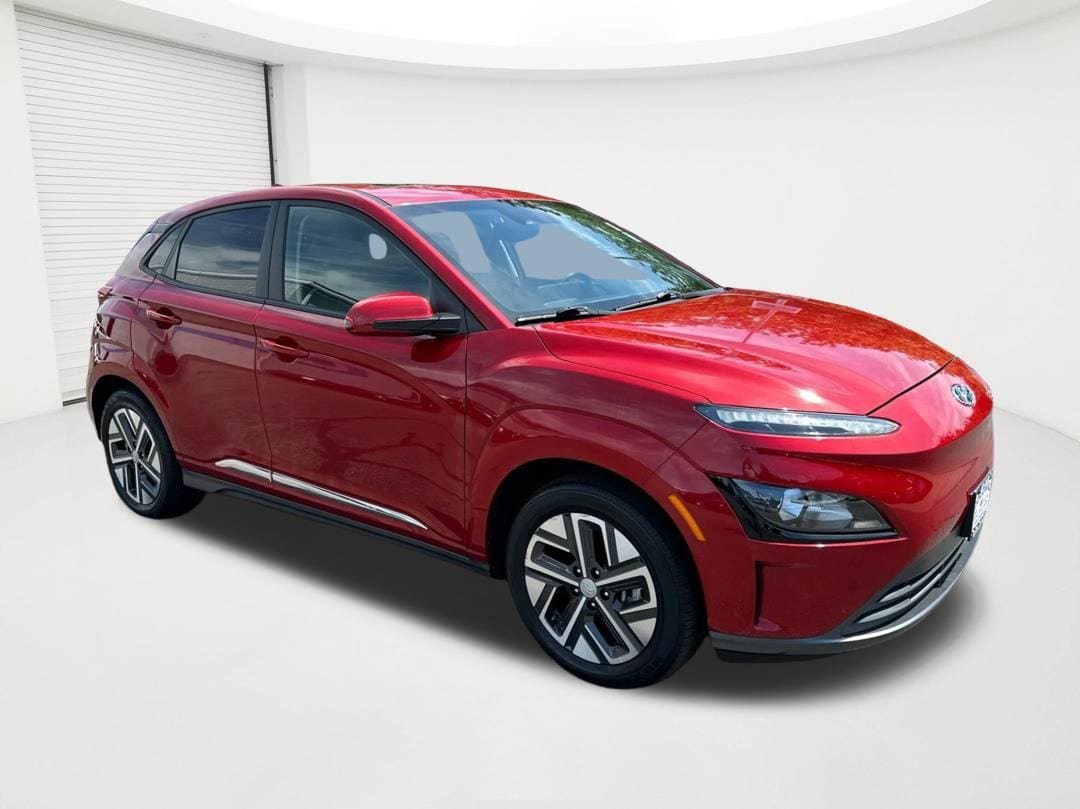 Certified 2022 Hyundai Kona SEL w/ Convenience Package FWD image 3