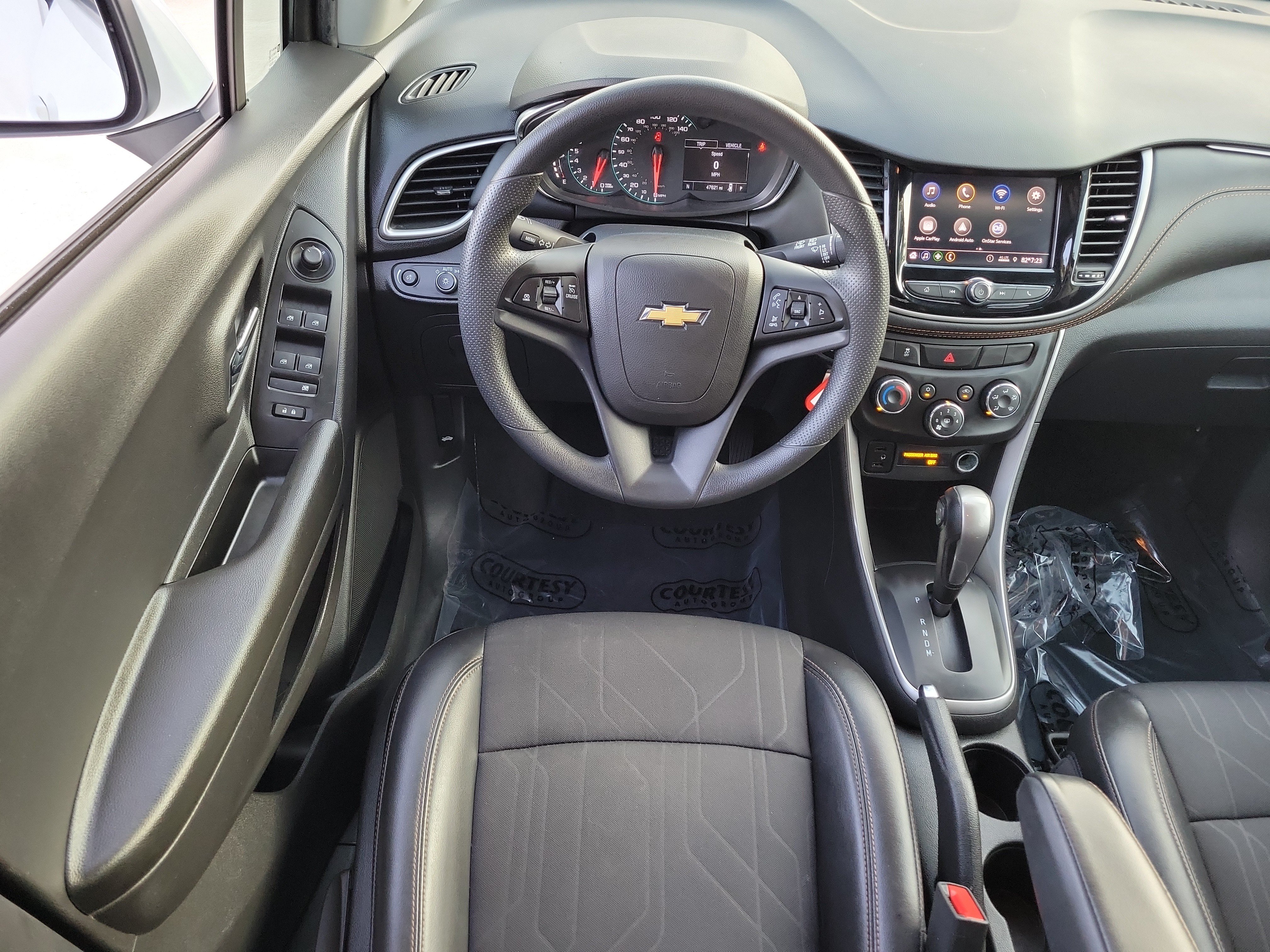 Used 2021 Chevrolet Trax LT FWD image 13