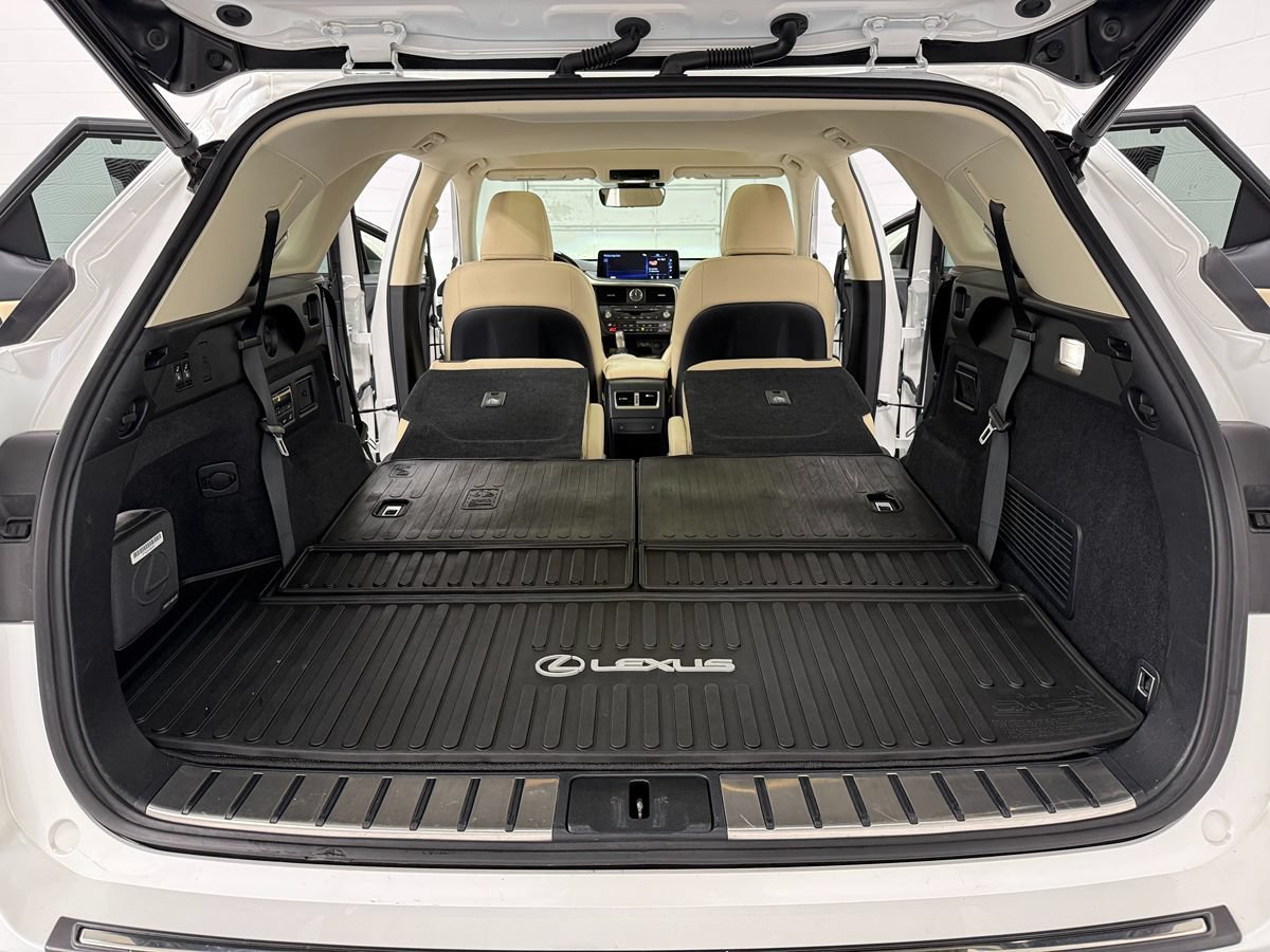 Used 2022 Lexus RX 450hL Luxury w/ Cold Area Package (CT) AWD/4WD image 35