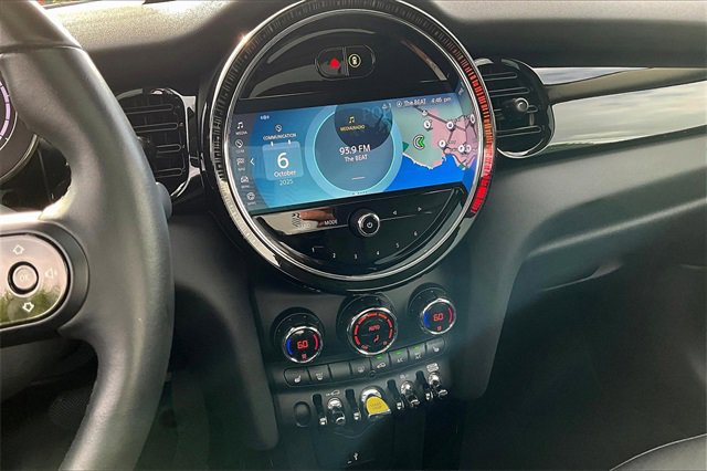 Used 2024 MINI Cooper SE image 6