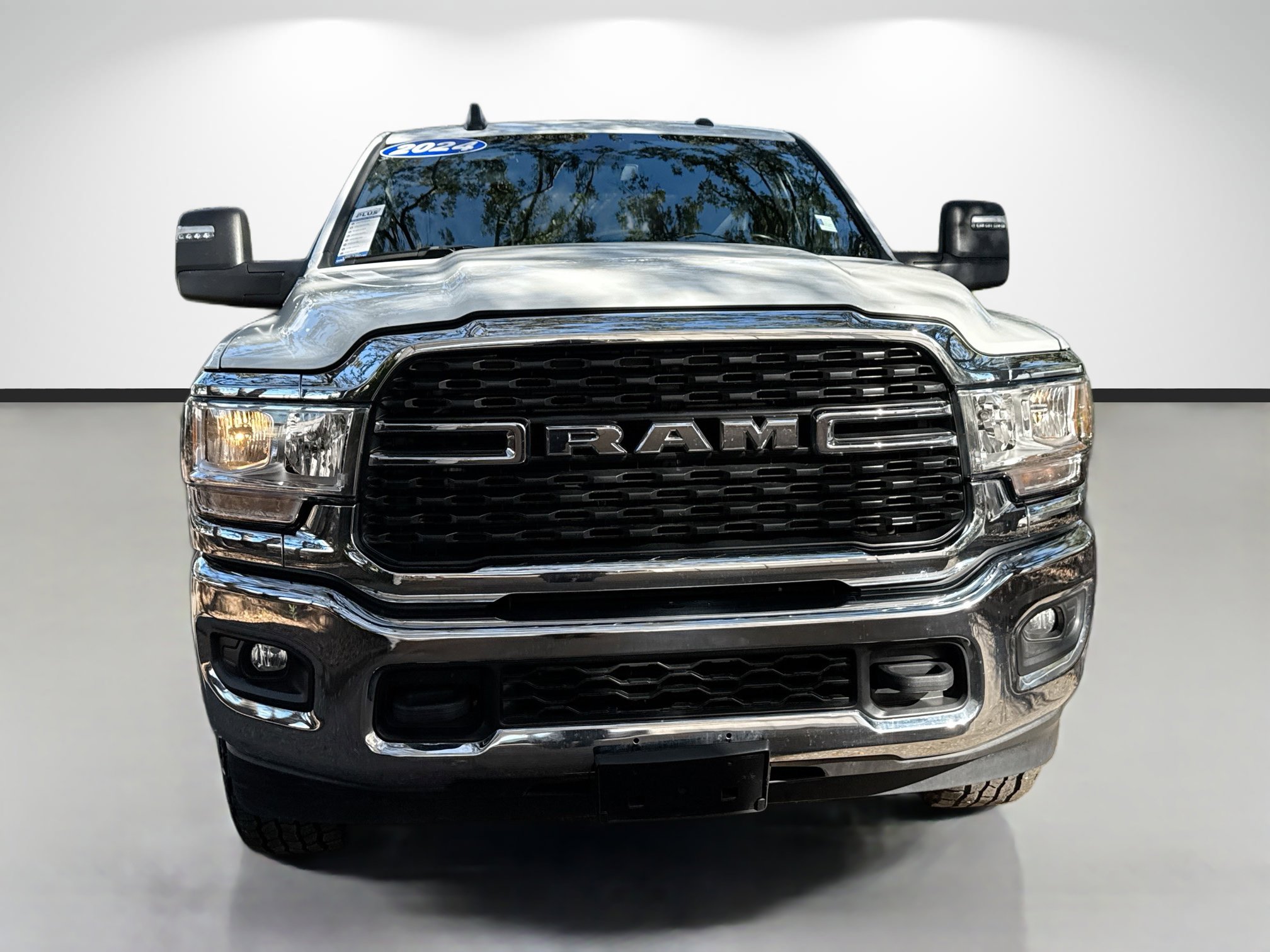 Used 2024 RAM 3500 Big Horn image 8