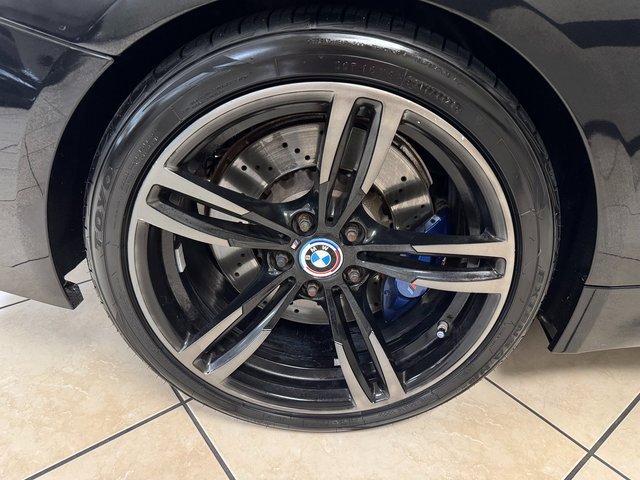 Used 2015 BMW M4 Convertible image 23