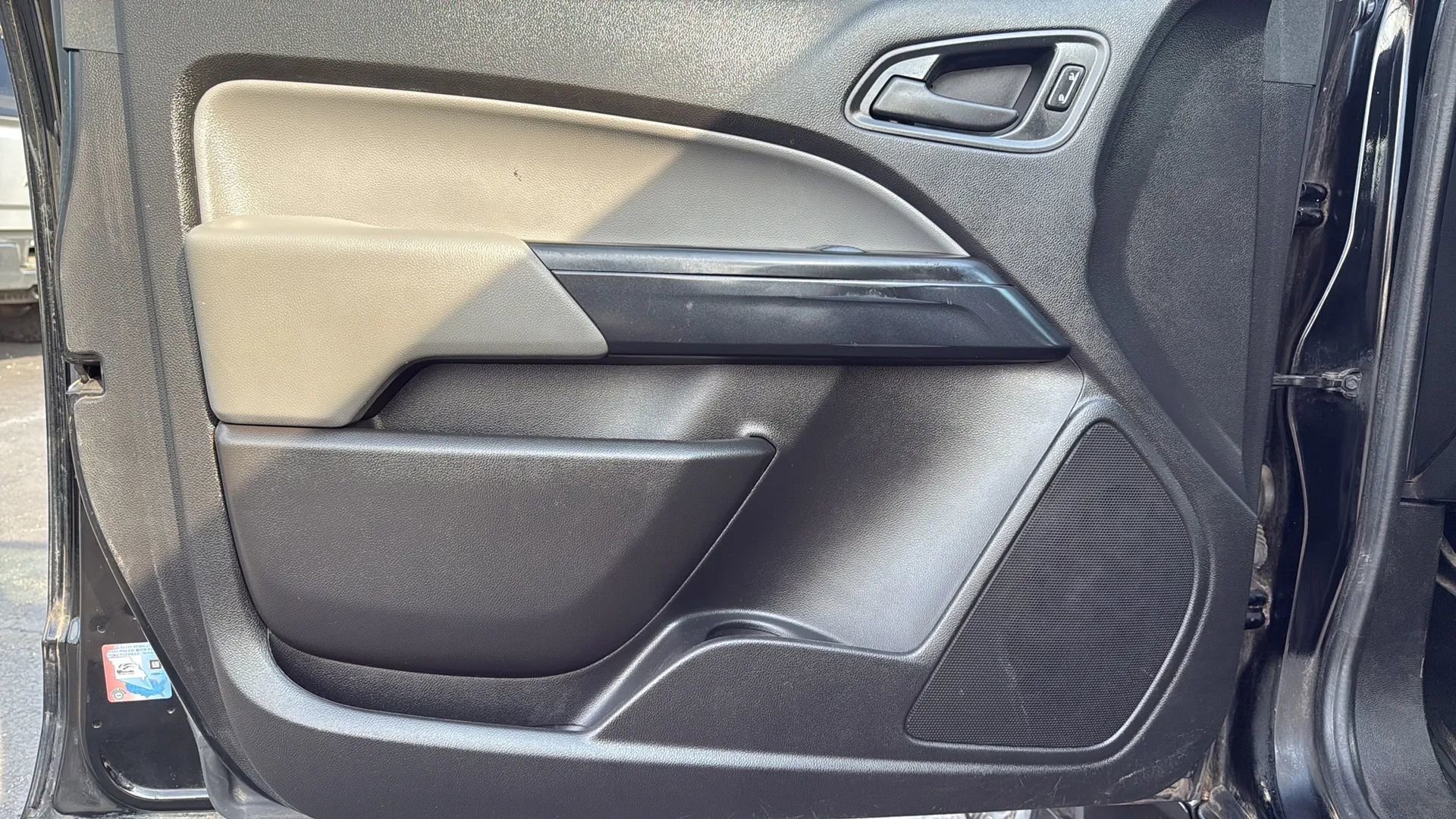 Used 2018 Chevrolet Colorado W/T w/ WT Convenience Package image 9