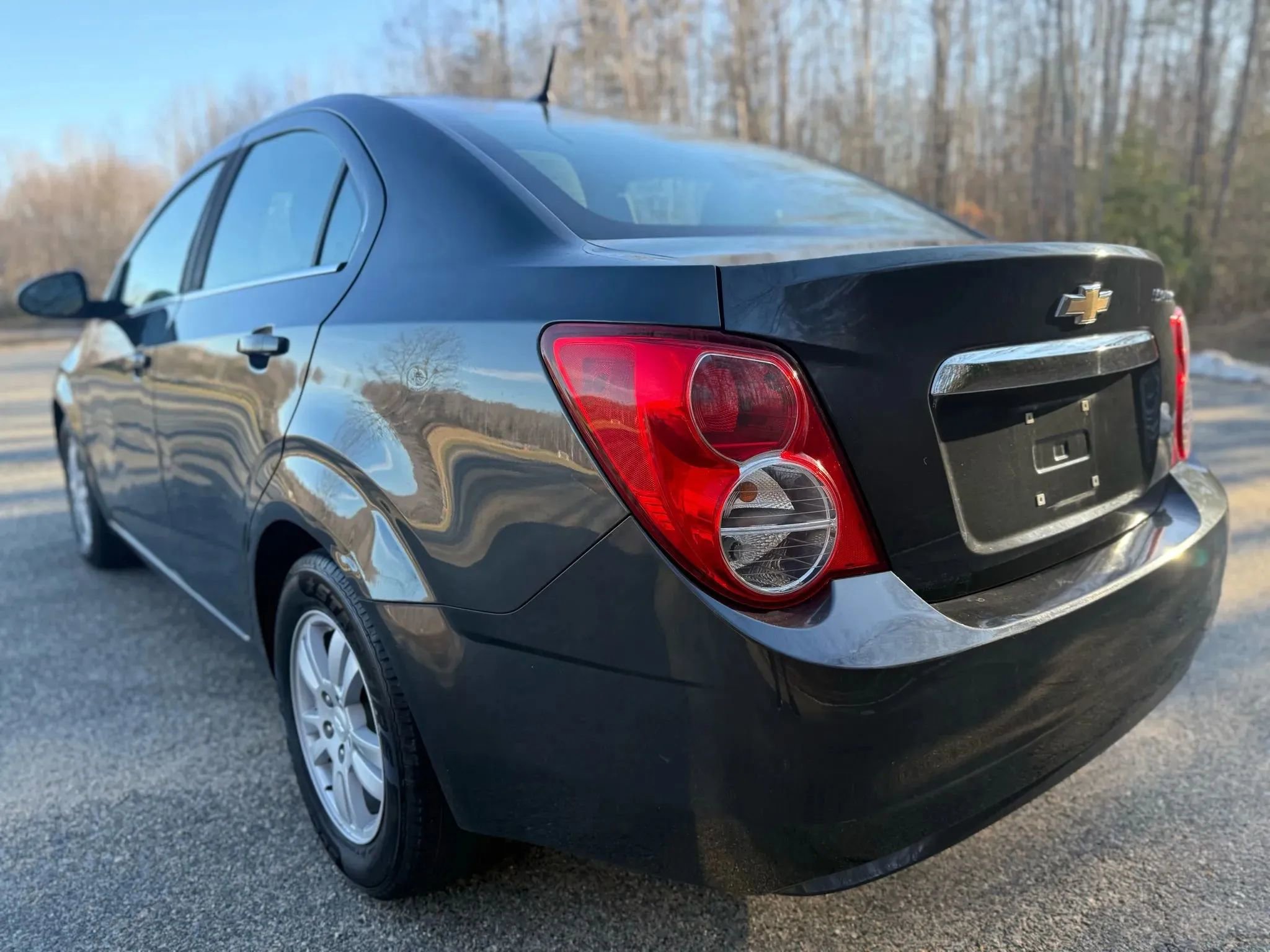 Used 2014 Chevrolet Sonic LT image 7