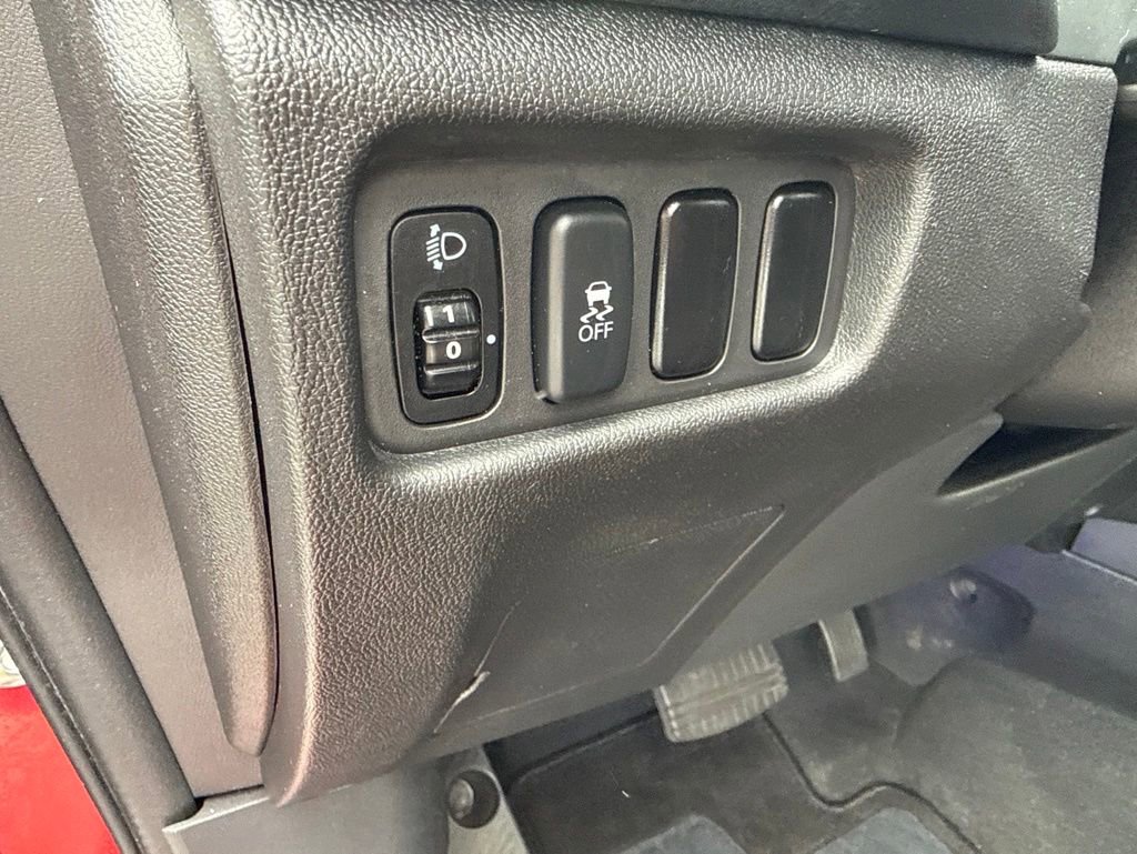 Used 2015 Mitsubishi Outlander Sport SE FWD image 17