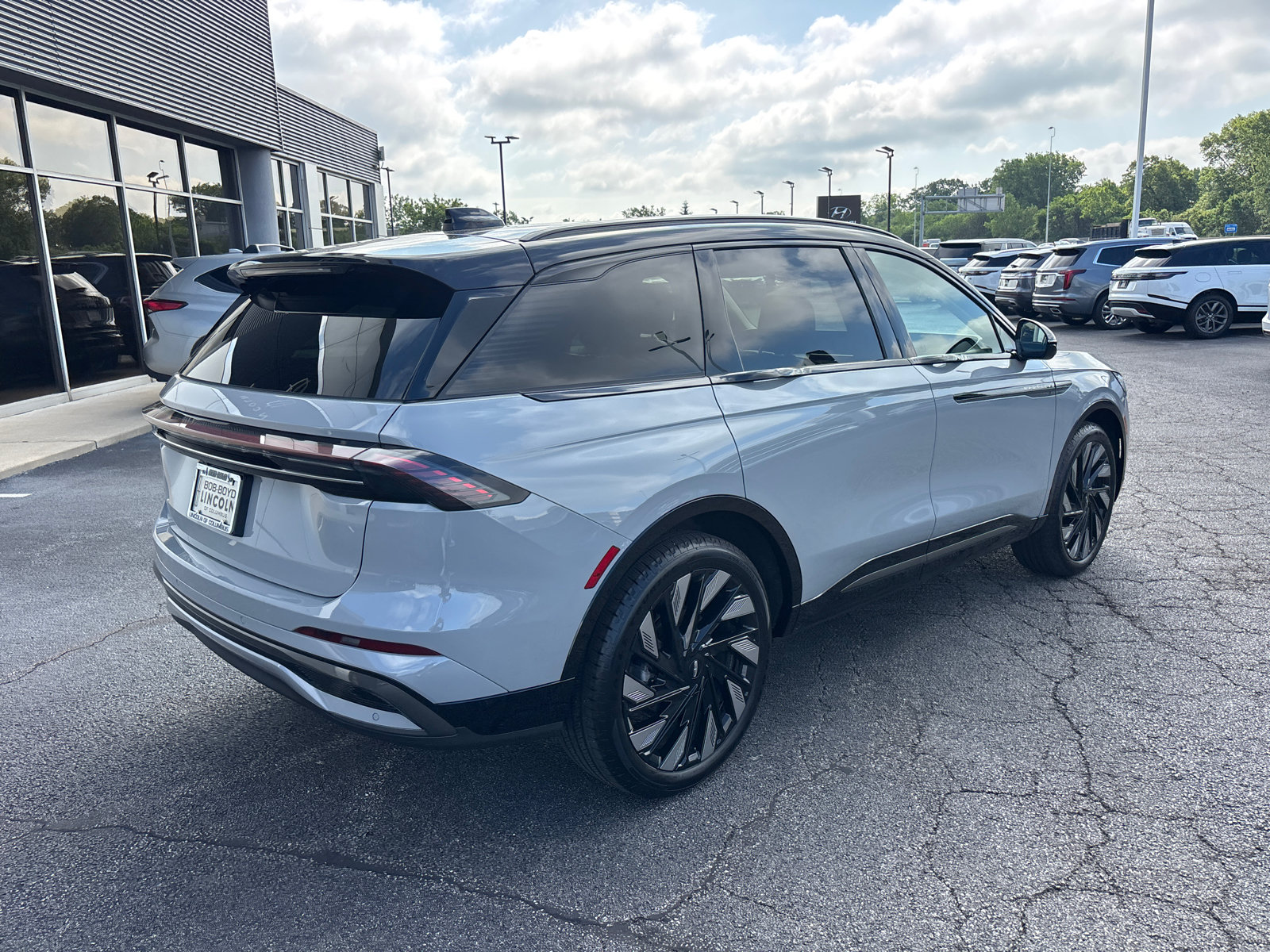 New 2026 Lincoln Nautilus Reserve AWD/4WD image 7