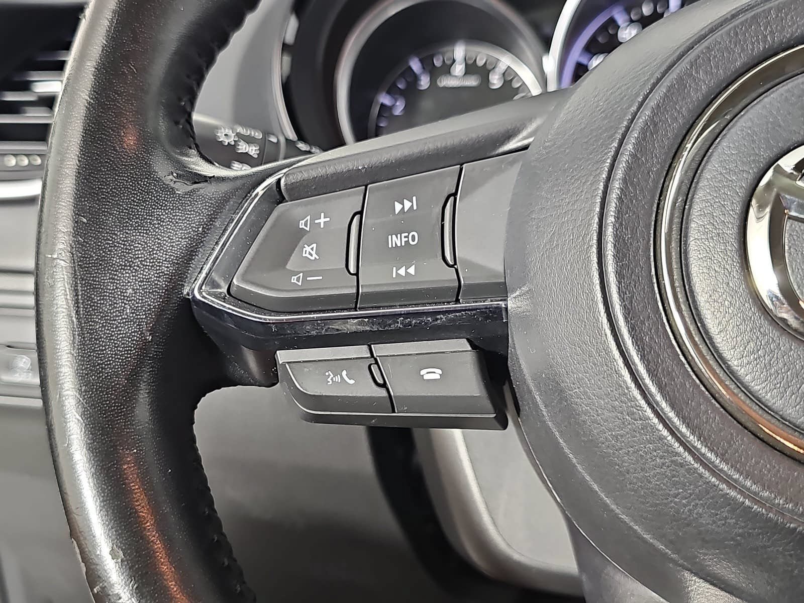 Used 2022 MAZDA CX-9 Sport AWD/4WD image 16