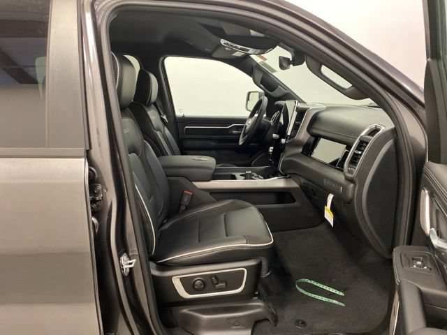 New 2026 RAM 1500 Laramie AWD/4WD image 22